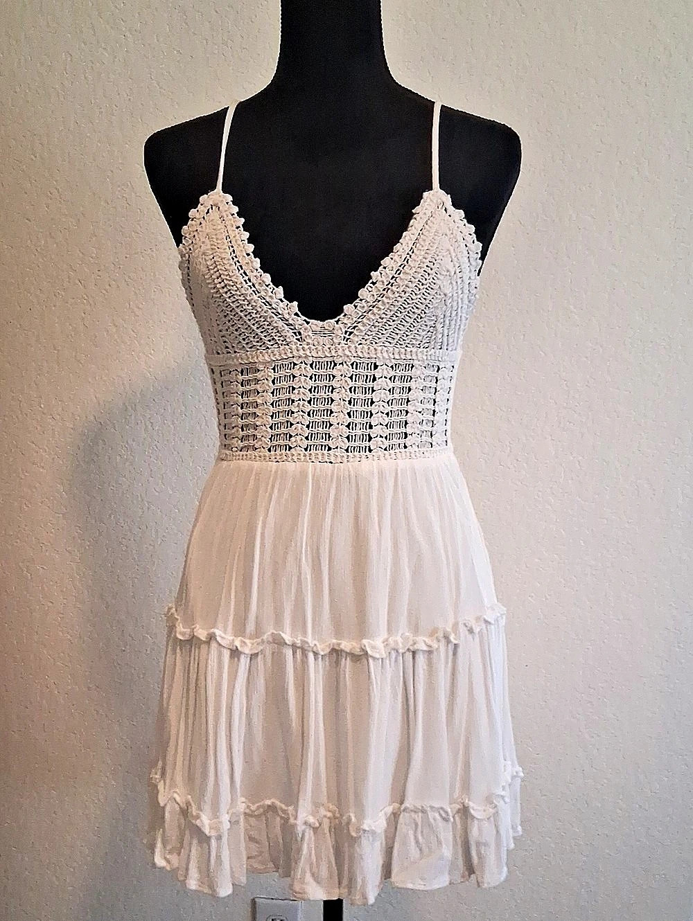 SHEIN Crochet Bodice Mini Dress in White Size Small Like New
